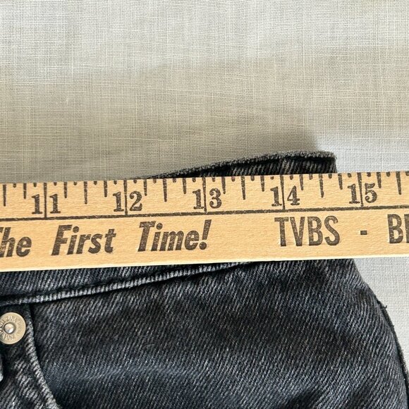 Zara Womens High Rise Denim Cutoff Shorts Size 6 Black Distressed Raw Hem Summer - Picture 13 of 16